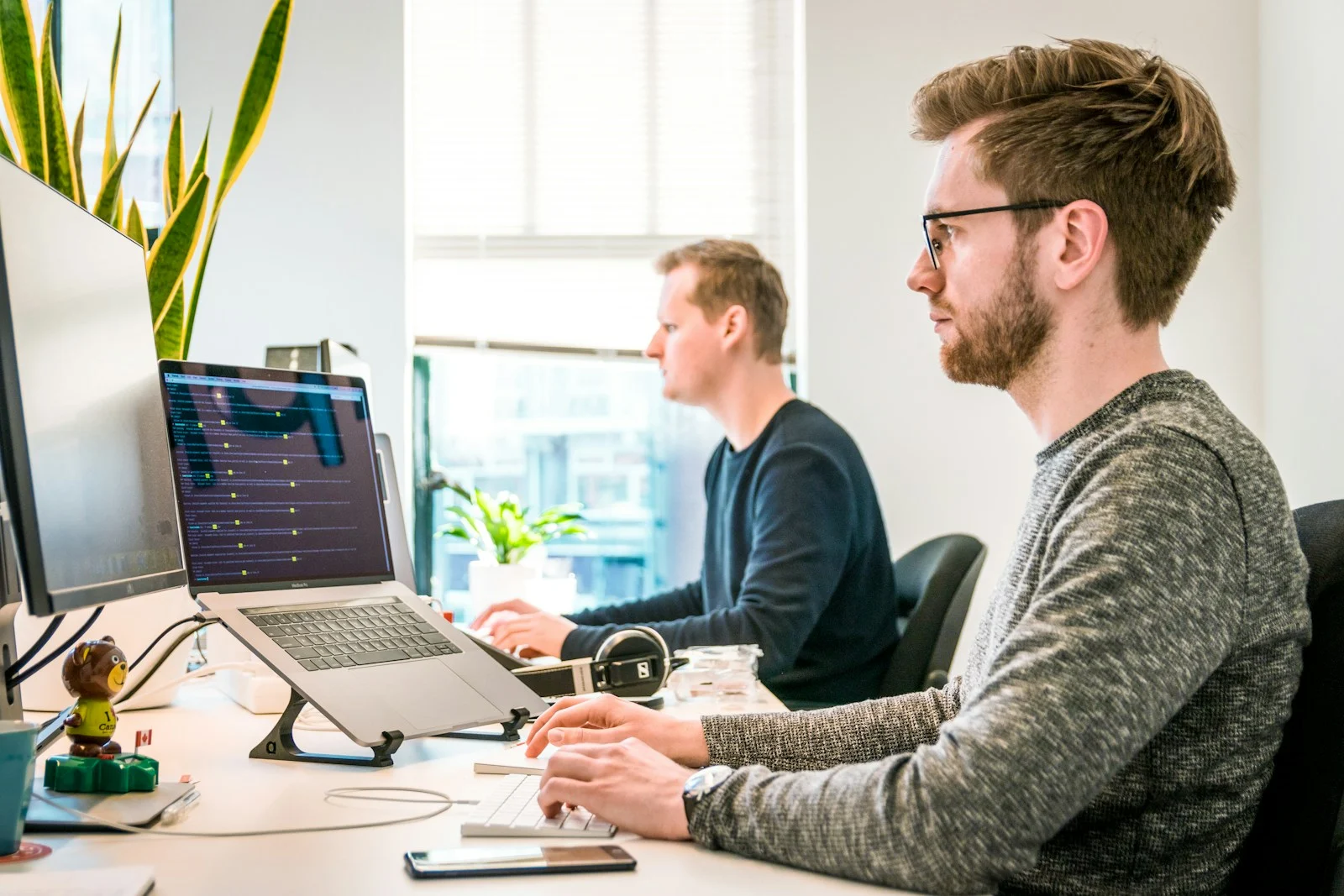 Équipe au travail, photographie d’illustration